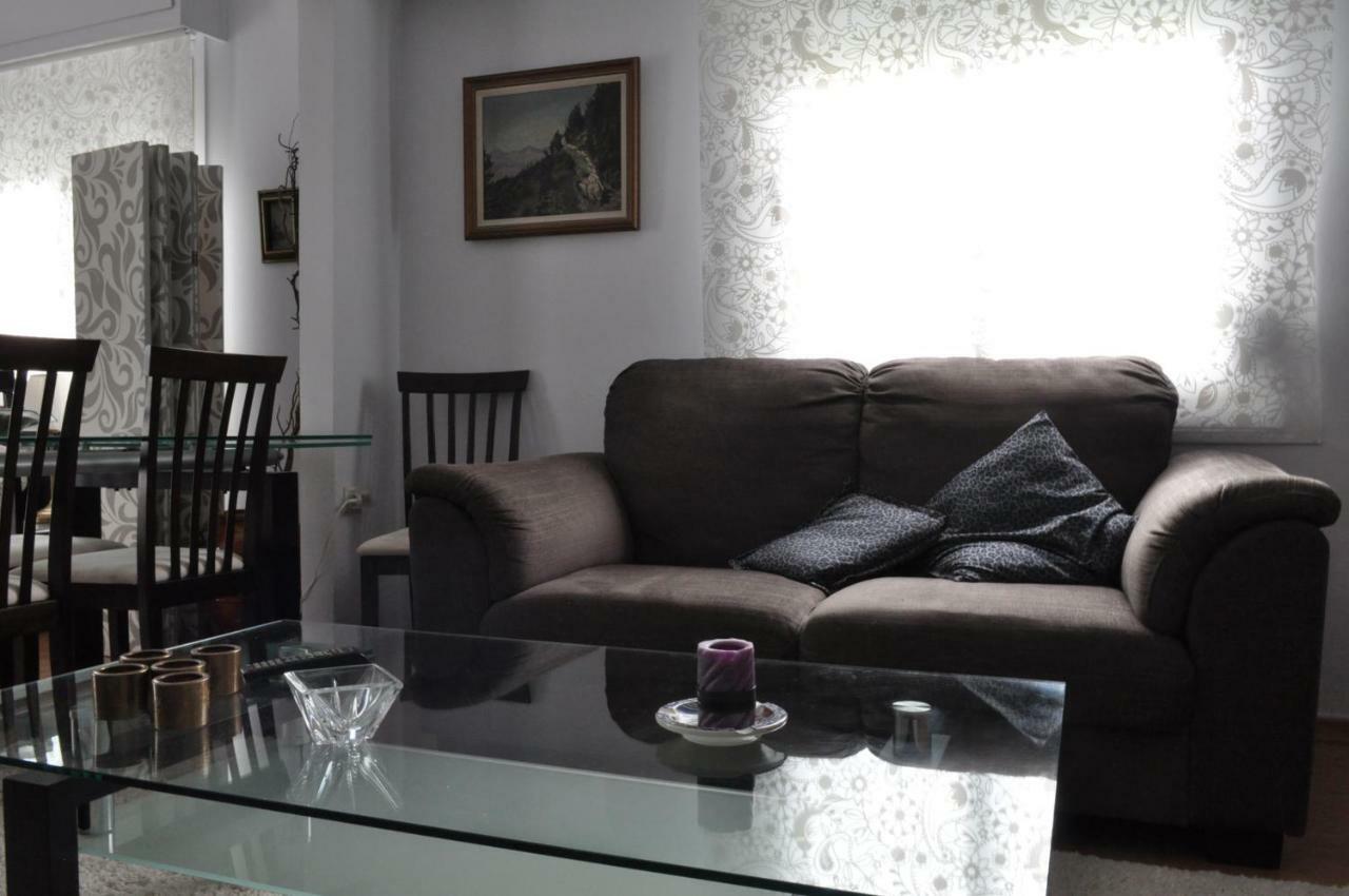 Awesome Home 3' From Metro Aten Exteriör bild